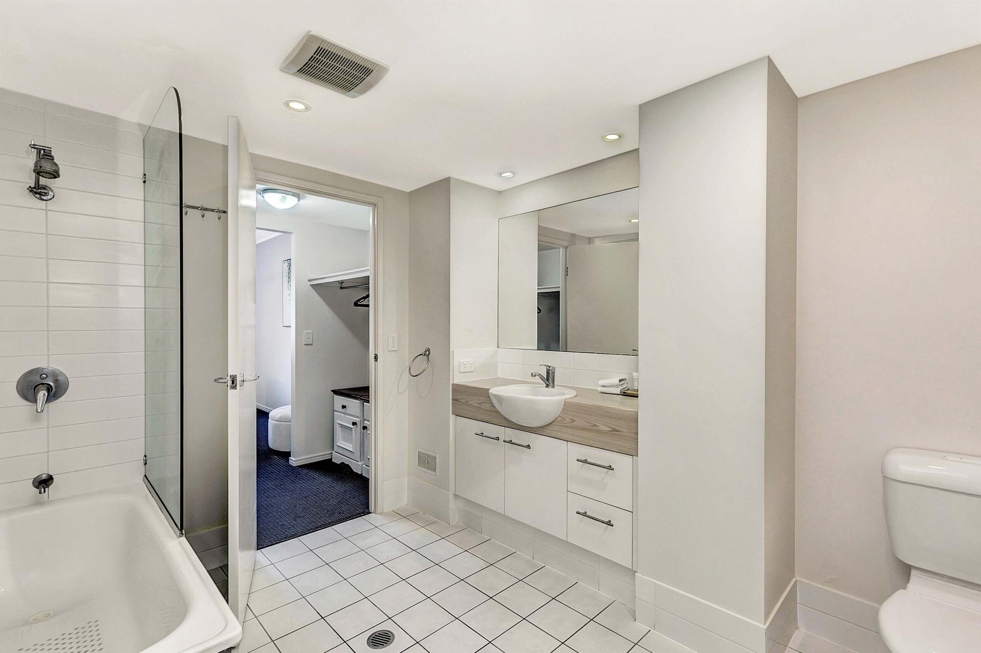הרווי ביי Ramada Encore By Wyndham Whale Cove מראה חיצוני תמונה